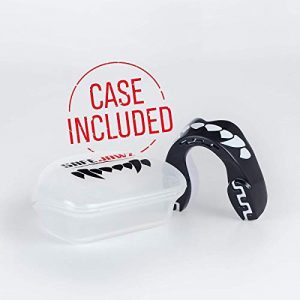 SAFEJAWZ Mouthguard Slim Fit, Adults and Junior Mouth Guard with Case for Boxing, Basketball, Lacrosse, Football, MMA, Martial Arts, Hockey and All Contact Sports (Juniors < 11 Years, Black Fangz)