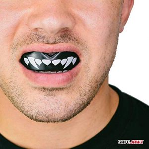 SAFEJAWZ Mouthguard Slim Fit, Adults and Junior Mouth Guard with Case for Boxing, Basketball, Lacrosse, Football, MMA, Martial Arts, Hockey and All Contact Sports (Juniors < 11 Years, Black Fangz)